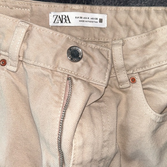 Zara Mom fit Beige/Light Brown/Tan Ankle Length Jeans - Picture 2 of 4